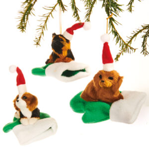 Hund, fake fur, w. santa hat on glove to hang - 9CM, 3 ASS.