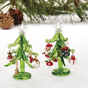 Green Christmas tree, w. Christmas fig., glass - 9CM, 2 ASS., 1/BOX