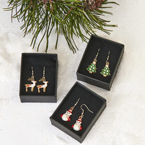 Earrings w. metal figures - 2CM, 3 ASS.