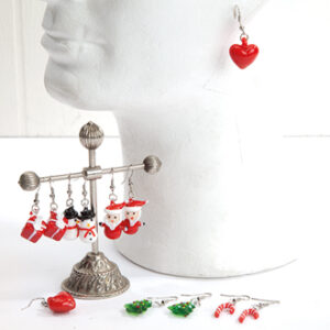 Earrings w. glass figurine - 2CM, 6 ASS.