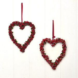Heart w. red berries, to hang - 20CM, 2 ASS.