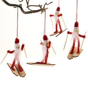 Skiing santas, fabric, metal wire, to hang - 8CM, 4/BOX