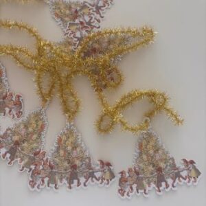 2 meter tinsel garland w. 8 paper santas